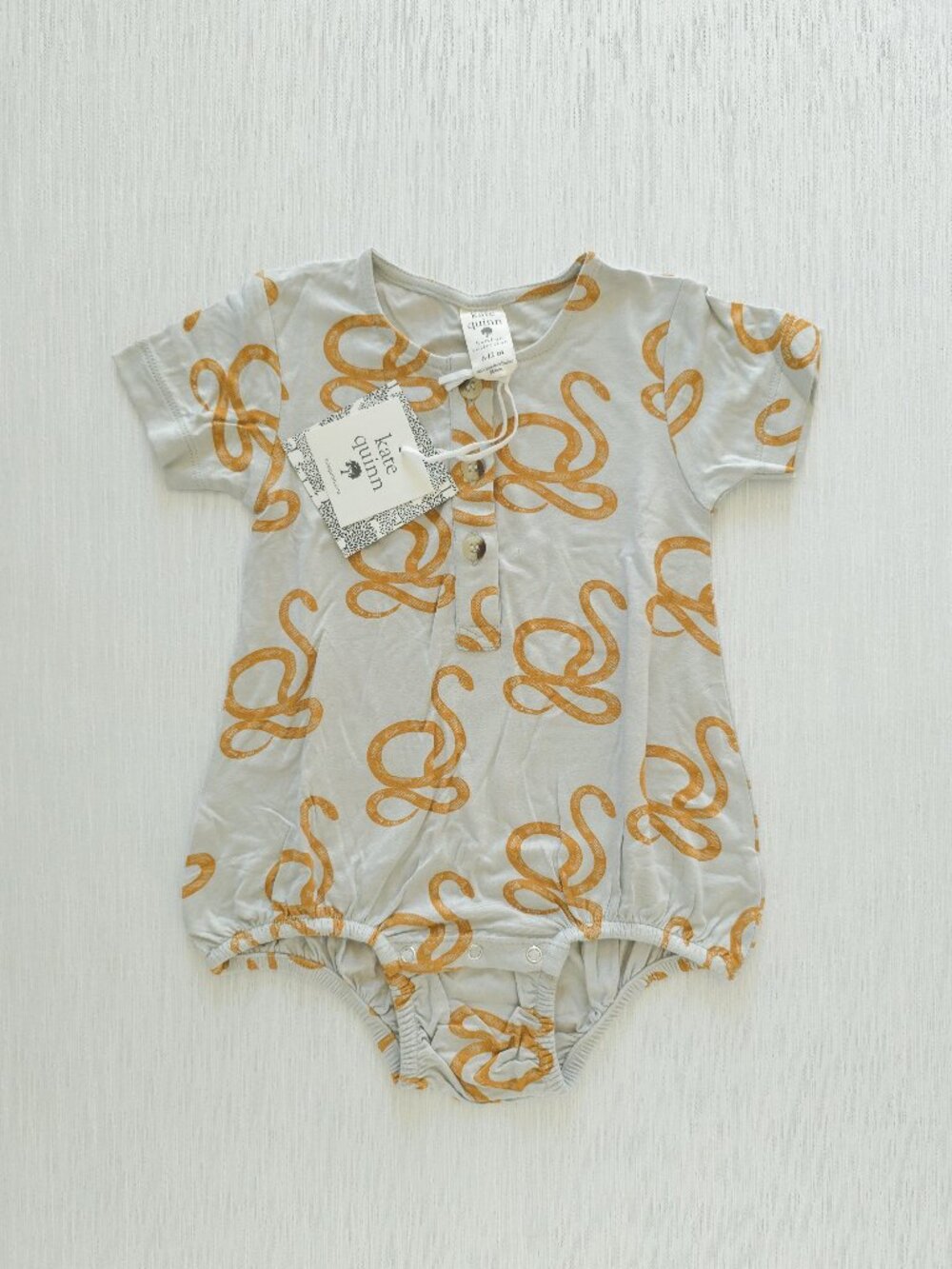 Kate Quinn Short Sleeve Wheat Snake Bubble 6-12 Months New Baby Girl